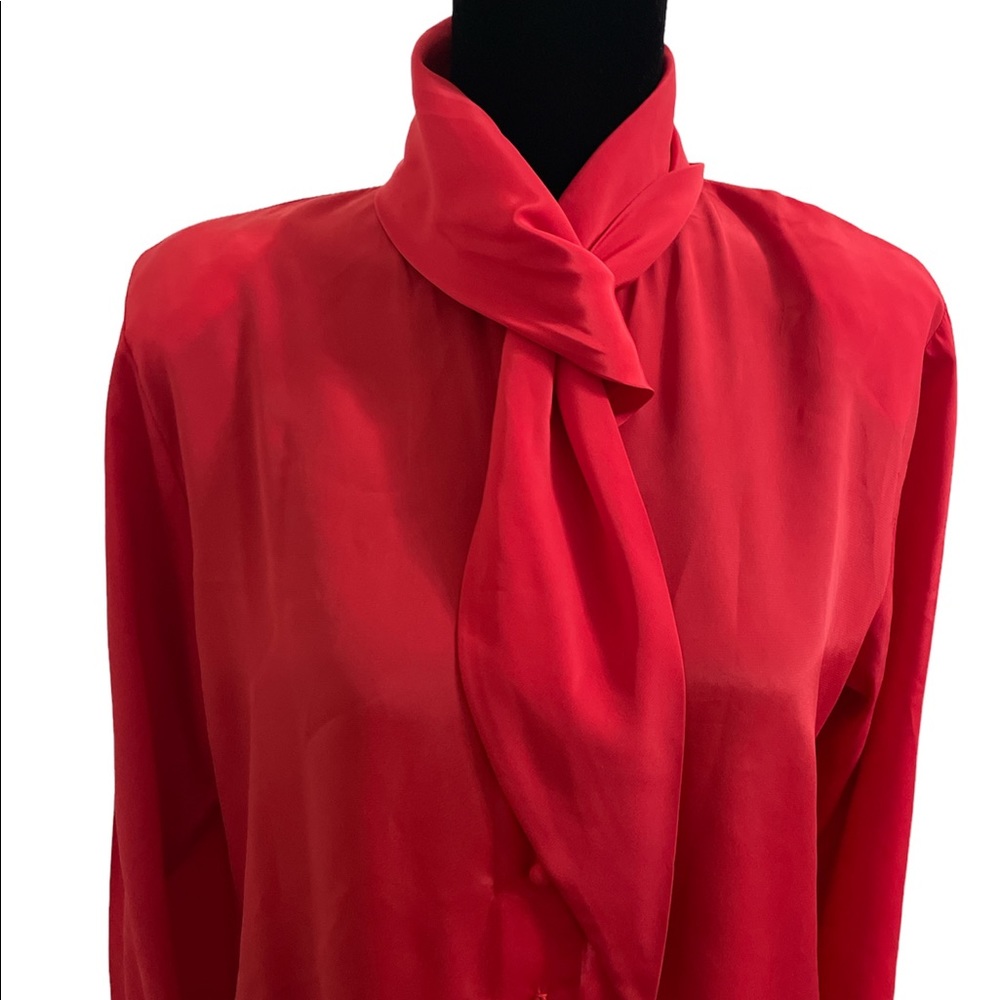 🚨CLEARENCE SALE 3x10🚨PETITE SOPHISTICATE VINTAGE RED BLOUSE - Picture 4 of 8